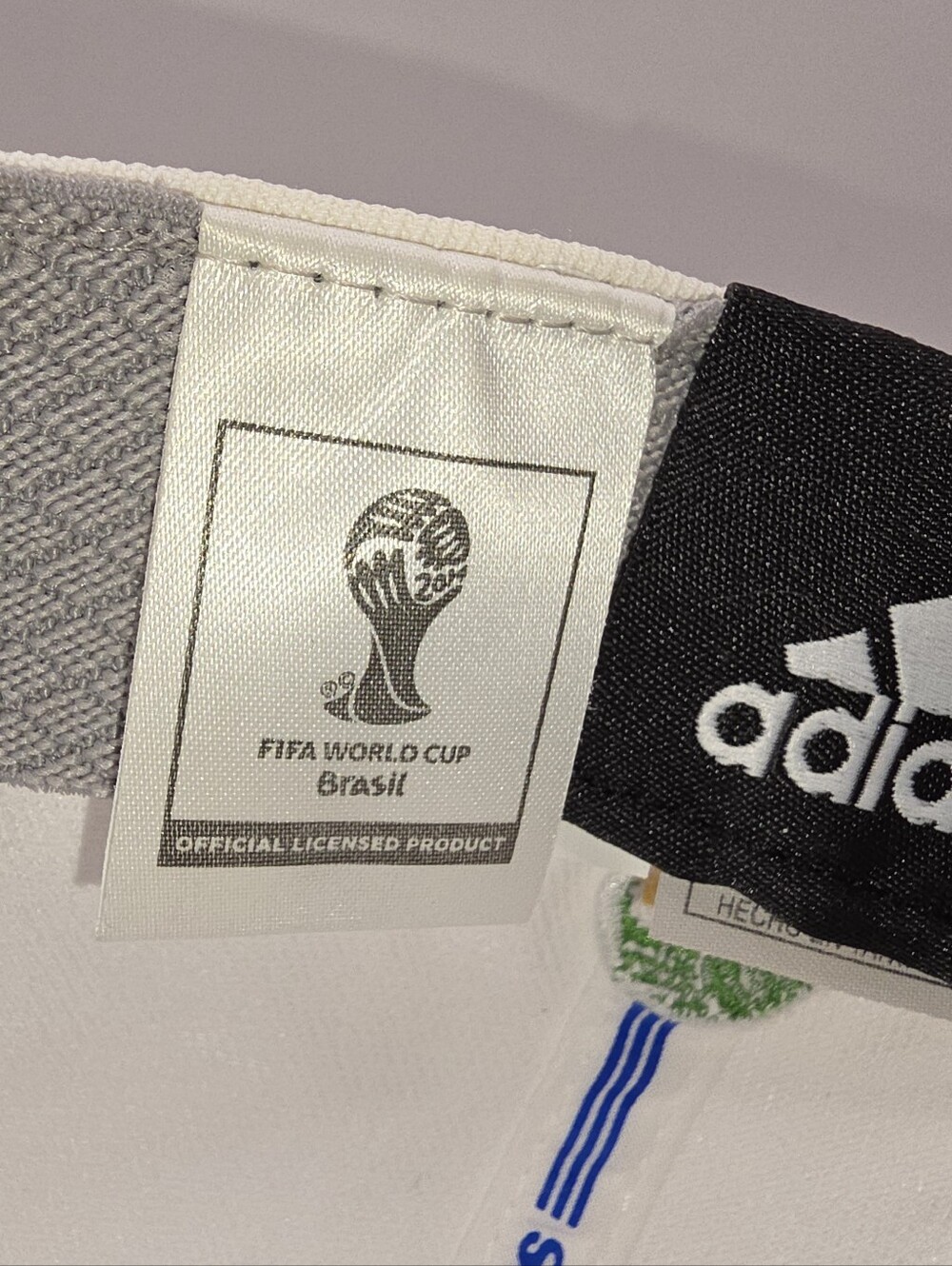 2014 Adidas FIFA World Cup Brazil Hat Cap Fitted L/XL Brasil White - Picture 6 of 6